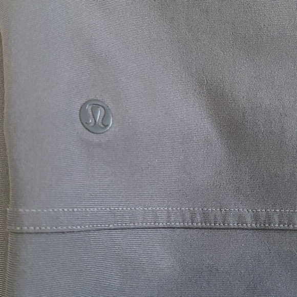 Lululemon ABC Pants - Picture 6 of 6